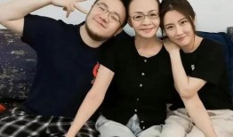 娱乐八卦瓜田吃瓜,揭秘明星们的幕后故事与甜蜜瓜田